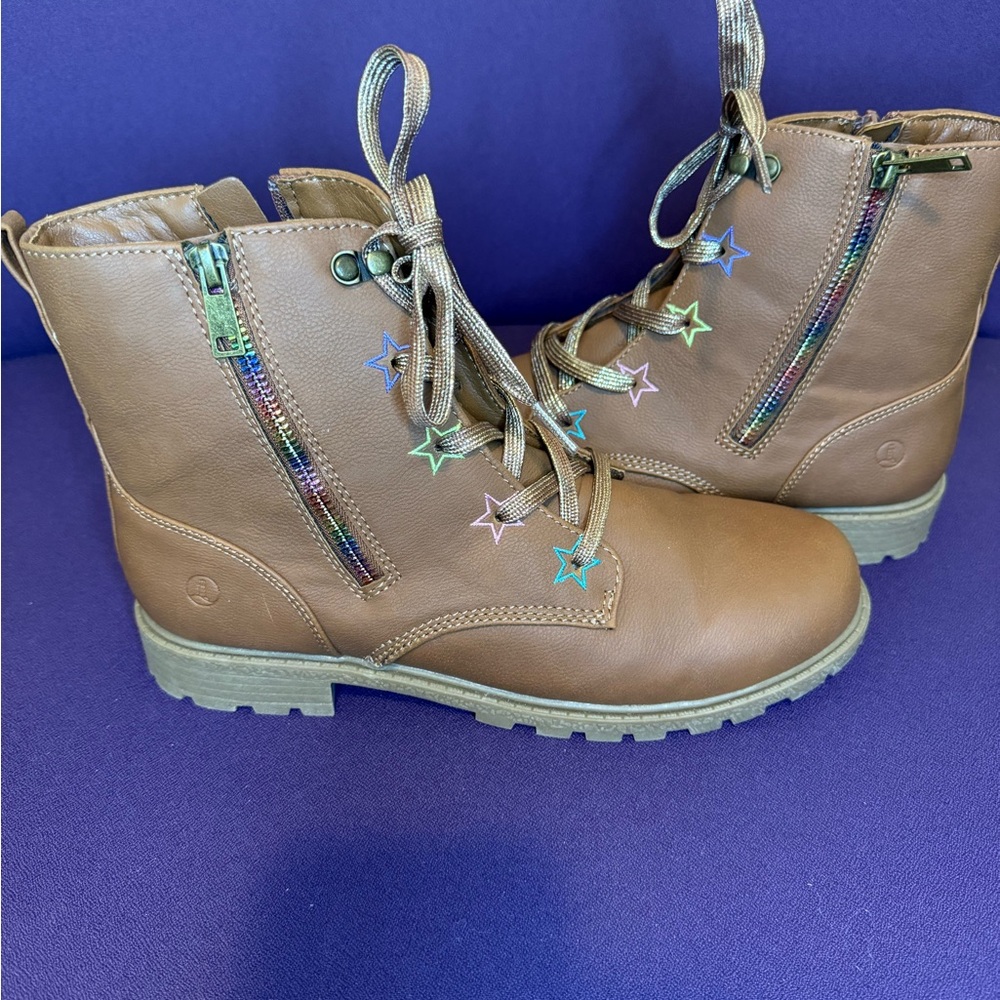 Lands' End Brown Ankle Boots with Star Accents